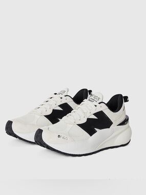 Figs  Sneakers New Balance 3447